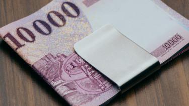 Mennyi a törlesztője 15 millió forint személyi kölcsönnek?