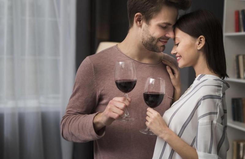 Ajándéktippek a forró hangulathoz, hogy ne hűljön ki a párkapcsolat